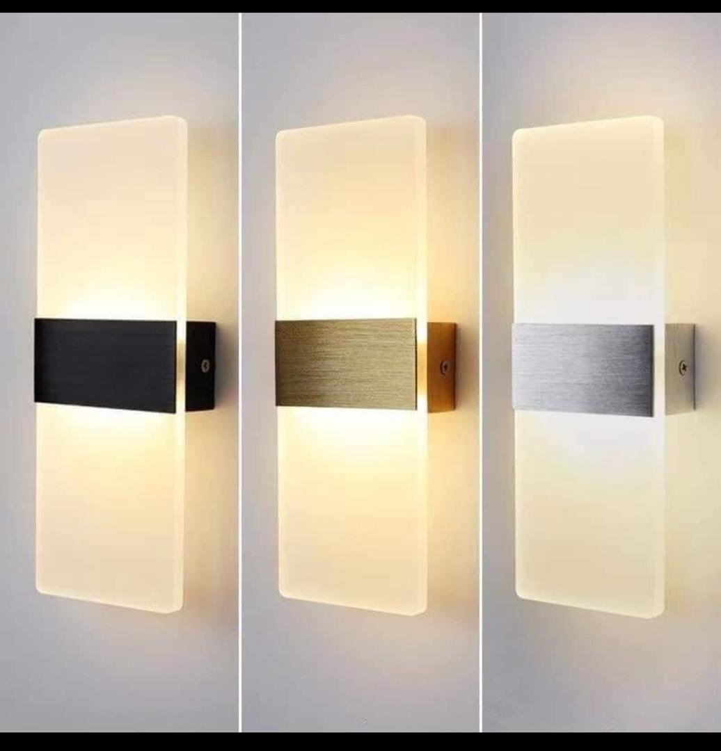 INDOOR Wall